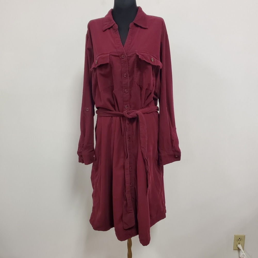 Women's Button-Front Shirt Dress in Burgundy